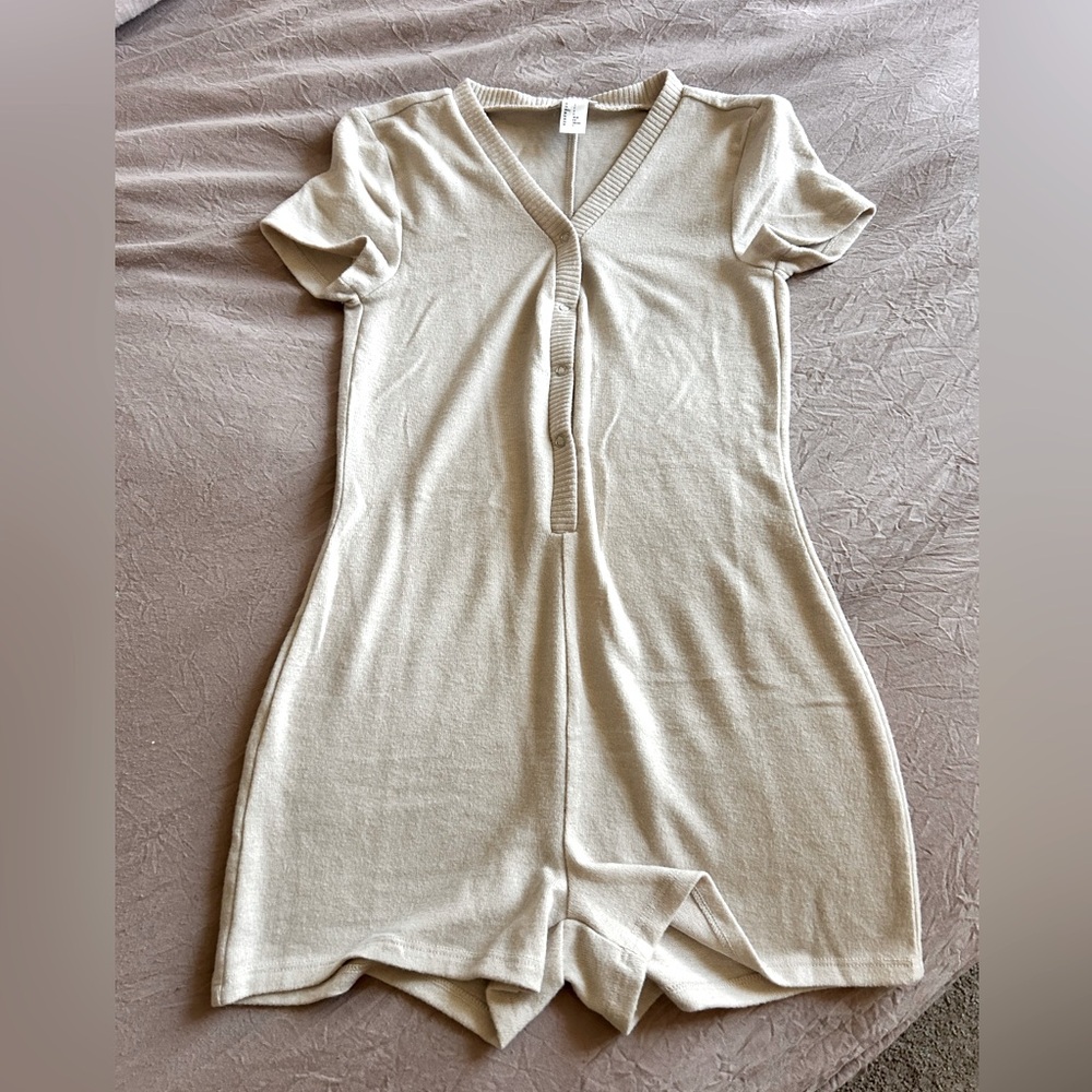 Forever 21 new romper